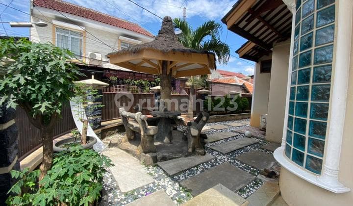 Rumah 2 Lantai Bagus Jl H Kav Asembaris, Tebet, Jkt Sel 12830