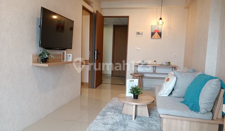 Oak Tower apartment 2 BR Furnished bagus, dibantu bi checking