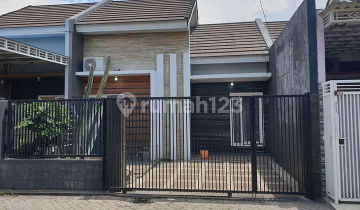 Bebas Banjir, Rumah, 1 Lantai, Ada di Lingkungan Islami