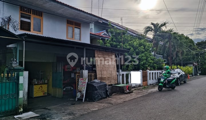 Rumah, 2 Lantai, SHM, Rumah Kost Dekat Univ Negeri, Dekat Transjakarta