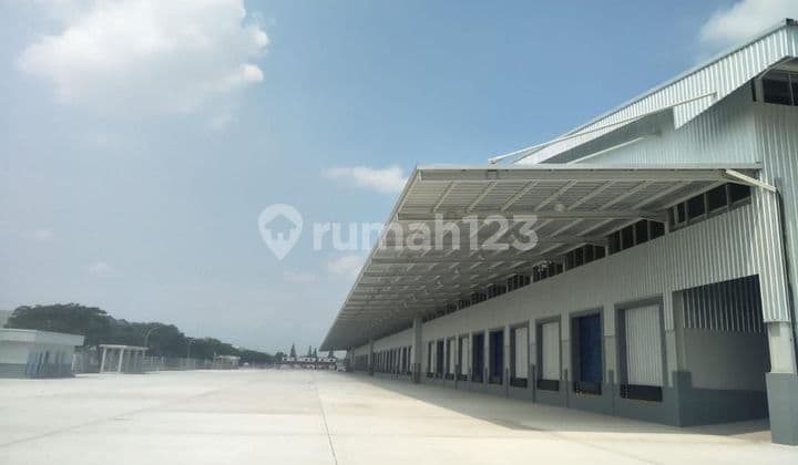 Gudang di Delta silicon 5472 m HGB Baru siap pakai dock