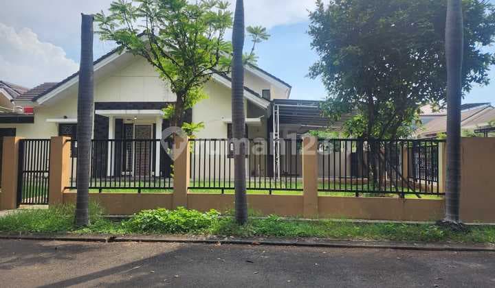 Kavling Hook Besar di Harapan Indah Rumah Mewah Bebas Renovasi (13546 Oc)