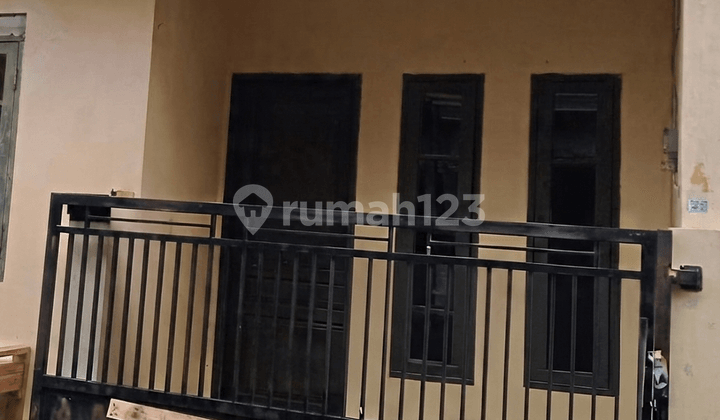 Rumah Satu Kamar Tidur Strategis di Pondok Ungu (31584 Yos) Rumah Satu Kamar Tidur Strategis di Pondok Ungu (31584 Yos)