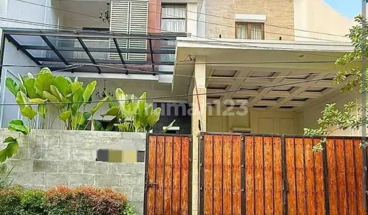 Fully Furnished Ready-to-Occupy House in Koja, North Jakarta, Modern Interior & Strategic Location 73741