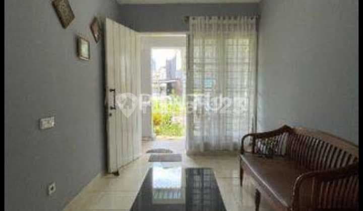Rumah 2 Lantai Bagus Semi Furnished SHM di BSD, Tangerang