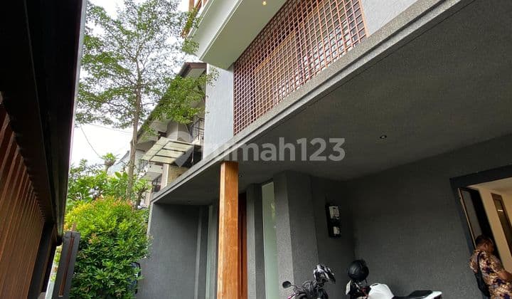 3.5-Story House in Pondok Indah, South Jakarta