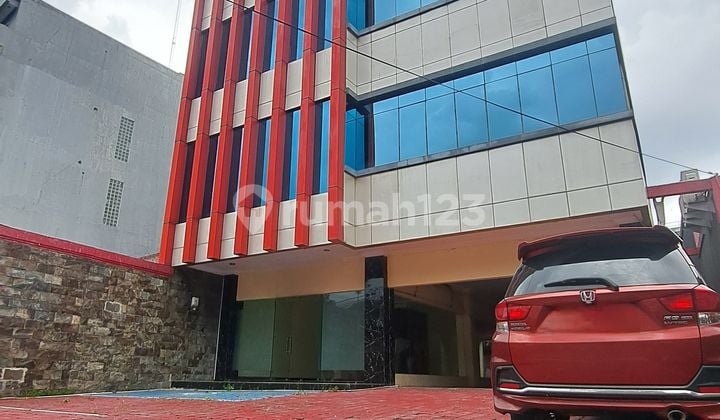 Cari Gedung Kantor di Jakarta Pusat? Dijual Office Building di Cikini Menteng, Fasilitas Lengkap & Akses Mudah