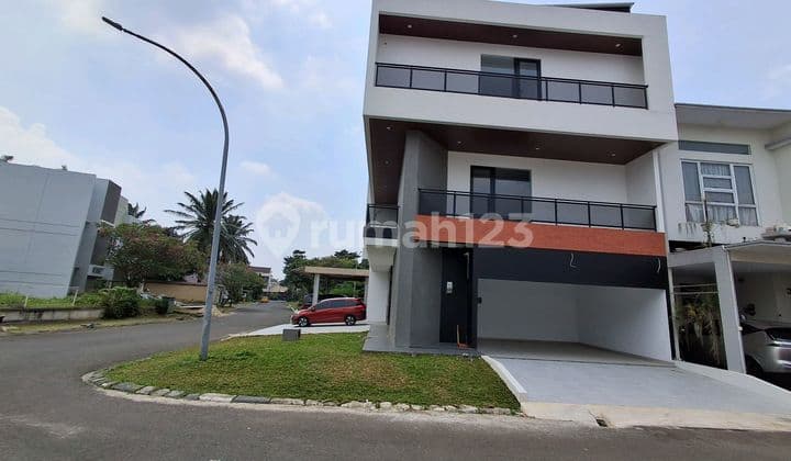 Rumah Hook di Alam Sutera Cluster Flamboyan Harga 7 Miliar