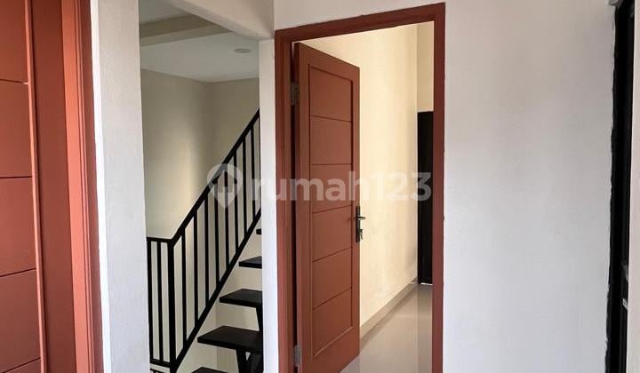 New House in South Tangerang Cluster