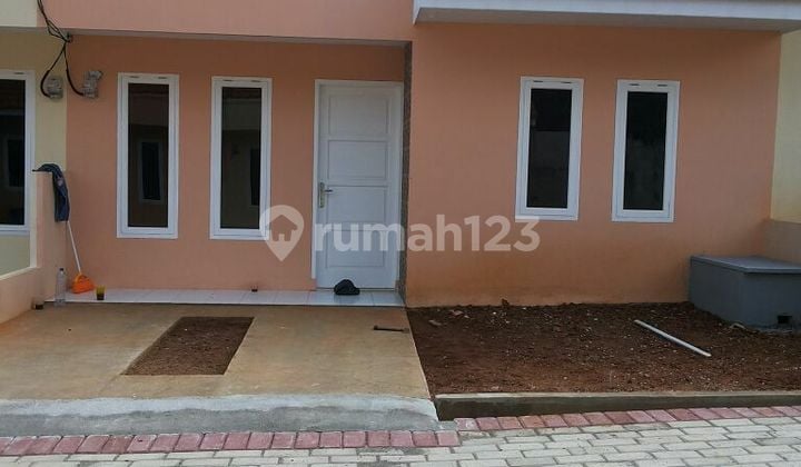 Rumah Baru Dalam Cluster Tangerang Selatan