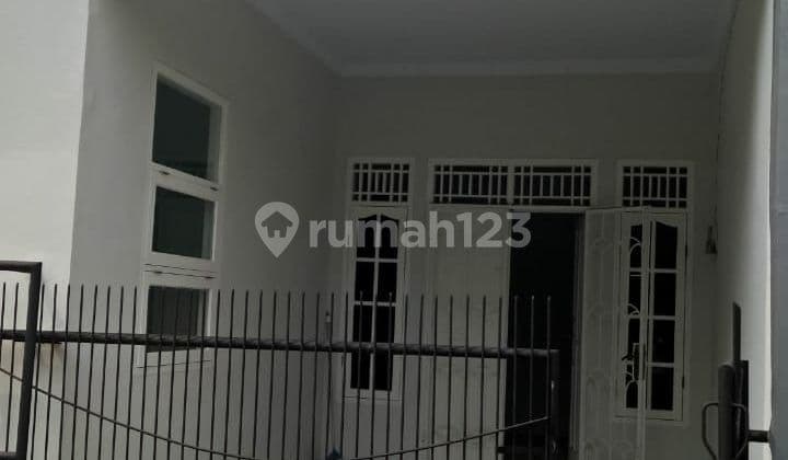 Rumah Bagus Siap Huni Tangerang Selatan.