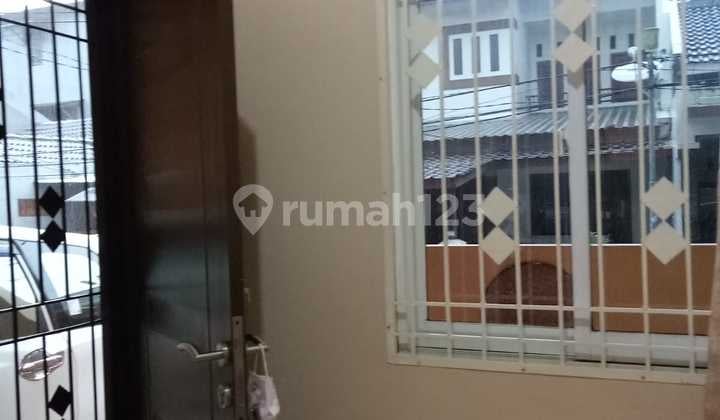 Rumah Rapih Dekat Bandara