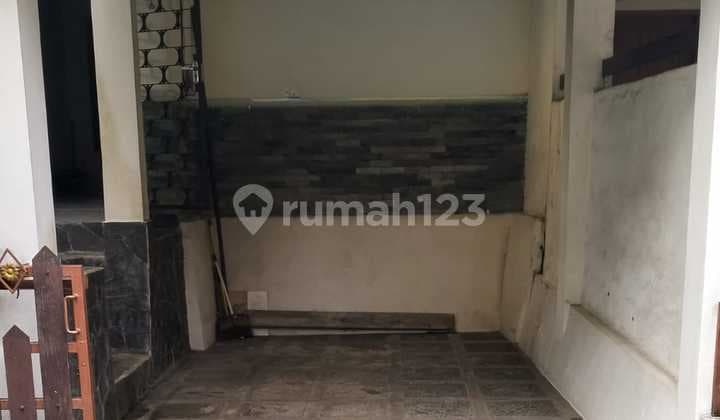 Rumah Bagus Semi Furnished SHM Arcamanik, Bandung