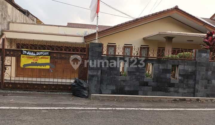 Rumah Bagus Semi Furnished Cigadung Timur, Bandung