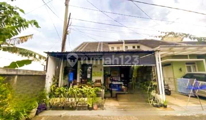 Rumah Butuh Minim Renovasi SHM Arcamanik, Bandung