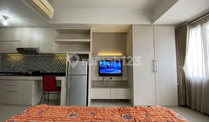 Disewakaan Studio Apartemen Royal Mediterania Garden, Best View
