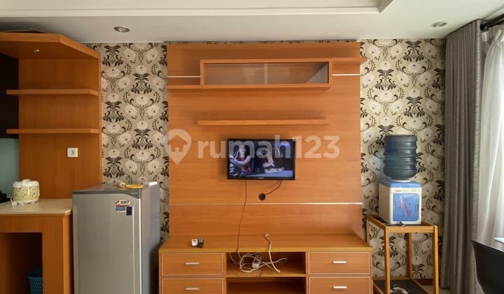 Disewakan Studio Apartemen Royal Mediterania Garden, Best View
