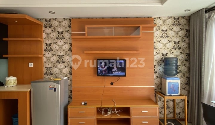 Disewakan Studio Apartemen Royal Mediterania Garden, Best View