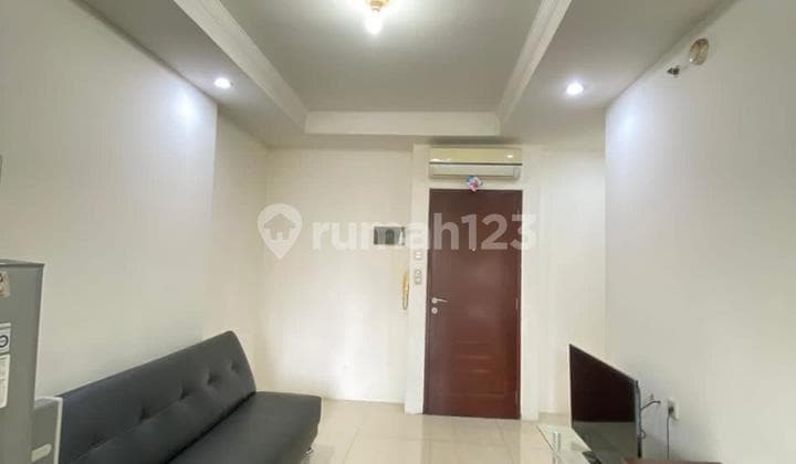 Disewakan Unit Apartemen Mgr2, Dekat dengan Mall Central Park, Best View