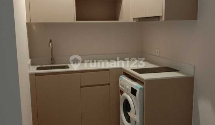 APARTEMEN MENARA JAKARTA KEMAYORAN TOWER EQUINOX UKU 40 M2 ADA 1 KAMAR TIDUR