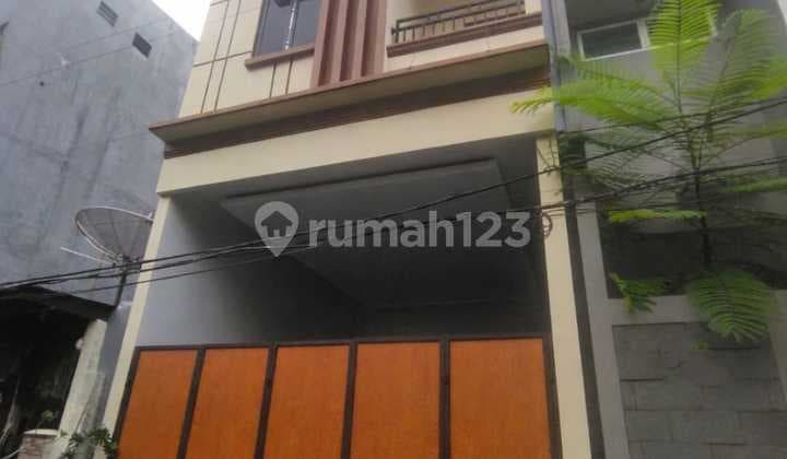 Rumah Brand New di Pademangan Timur Uku 4,5X13,5 Strategis 3 Lantai Hdp Selatan Siap Huni