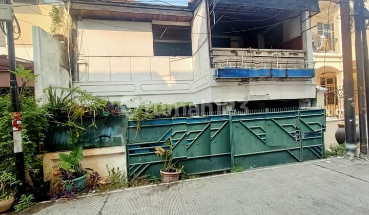 Di Bawah NJOP Rumah Standard Tua Hitung Tanah Komplek Walikota Uku 7X15 Hrg Menarik Jarang Ada