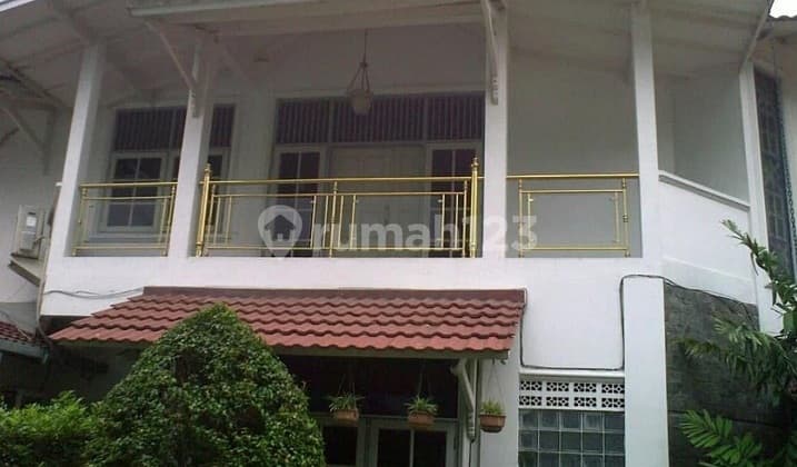 Dijual Rumah Bagus di Cilandak LT 900 LB 600 Lokasi Strategis Harga Nego