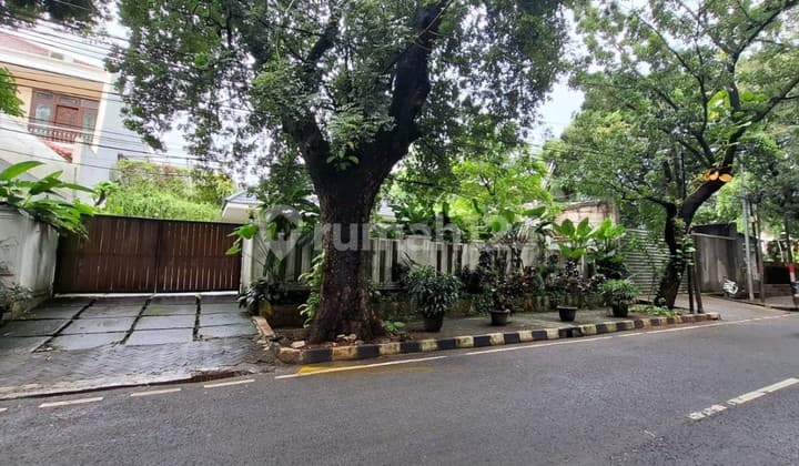 FOR SALE MENTENG HOUSE JL.SURABAYA LT 887 LB 823 STRATEGIC LOCATION EXCLUSIVE RARE