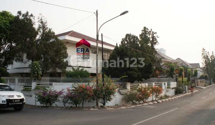 Disewakan Komersial Area di Puri Indah, Jakarta Barat