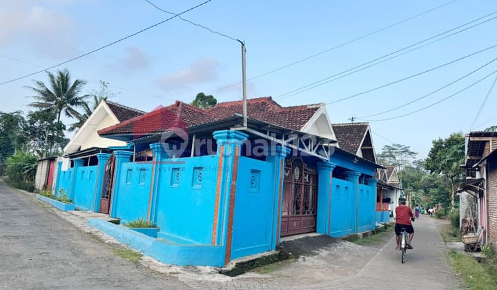 Rumah Nyaman Halaman Luas Dekat RS Cahaya Medika Cocok untuk Keluarga