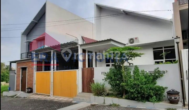 Rumah Area Blimbing Dekat Kuliner Sulfat Cocok untuk Investasi
