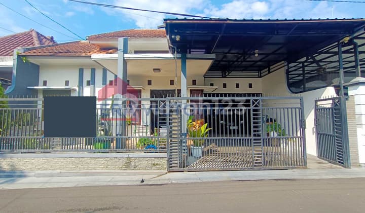 Dijual Cepat! Rumah Cantik Siap Huni Lingkungan Aman & Tenang