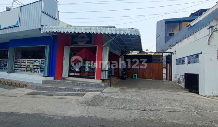 Rumah Besar Layout Luas Dekat Gerbang Tol Lawang Dan Pasar Lawang Cocok Untuk Usaha