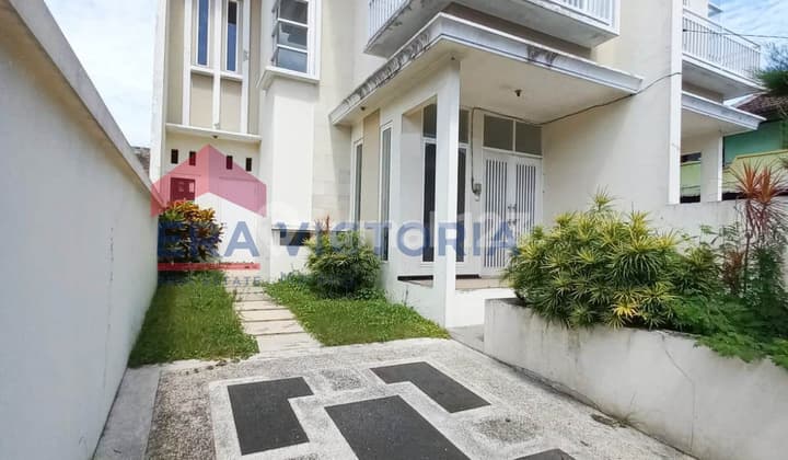 Rumah Tidar Akses Cepat ke Unmer, UB, Mall & Fasilitas Umum