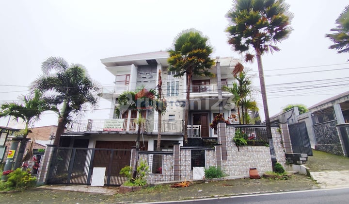 Villa Nyaman Siap Huni Suasana Asri Cocok untuk Hunian atau Penginapan di Batu