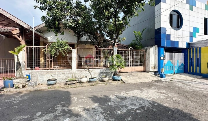 Rumah Lokasi Super Strategis Dekat UB & Polinema, Cocok untuk Kos-Kosan