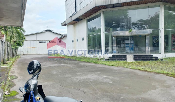 Ruang Usaha+Gudang Jalan Utama Blimbing Akses Kendaraan Besar