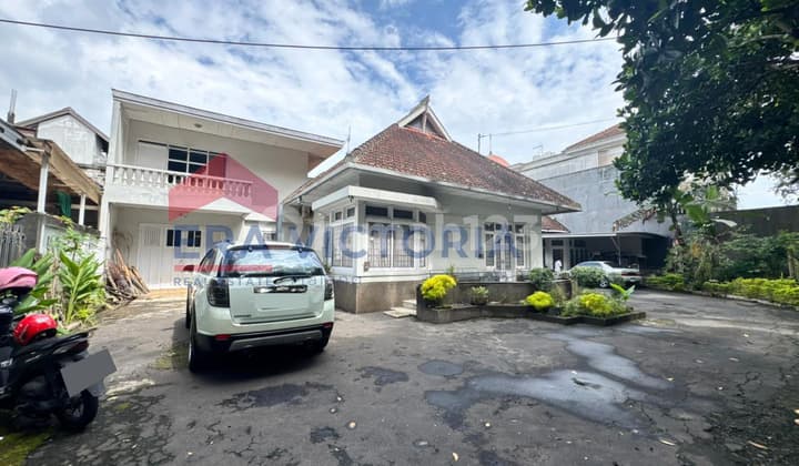 Rumah Jual Pusat Kota Nol Jalan Jalan Ijen Lokasi Premium
