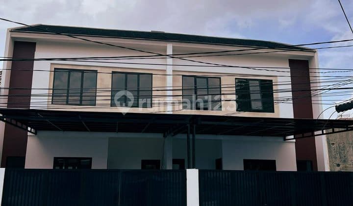 Rumah Hook Minimalis Tropis, Nyaman, Lokasi Dekat Tol, Rs, Sekolah, Mall