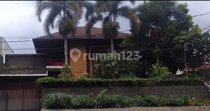 Dijual Rumah Mewah di Lokasi Premium Jl. Ir. H. Djuanda Dago Bandung