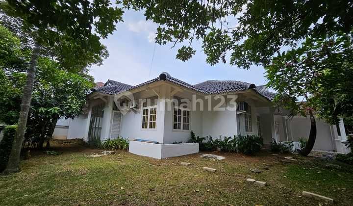 Disewakan Rumah Hook di Kemang Pratama Bekasi