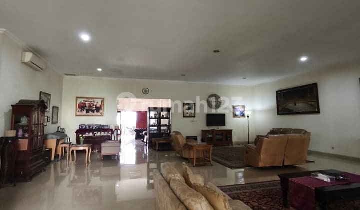 Rumah Luas Mampang Prapatan Dekat Ke S C B D