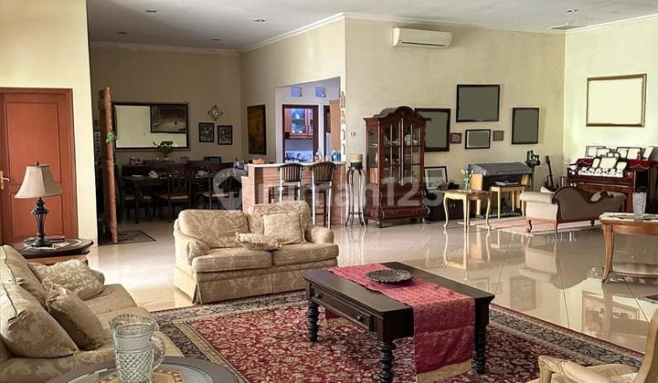 Rumah Mampang 1 Lantai Siap Huni, Ada Taman Belakang