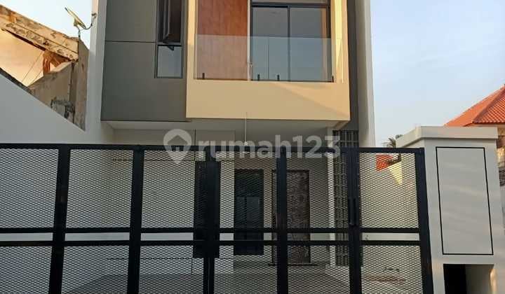 Rumah Baru Modern Darmo Permai Surabaya Barat