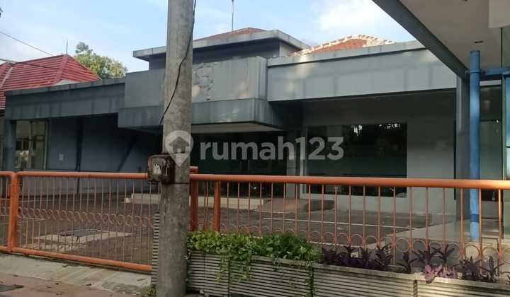 Business House Suitable for Darmo Raya Office, Central Surabaya Business House Suitable for Darmo Raya Office, Central Surabaya