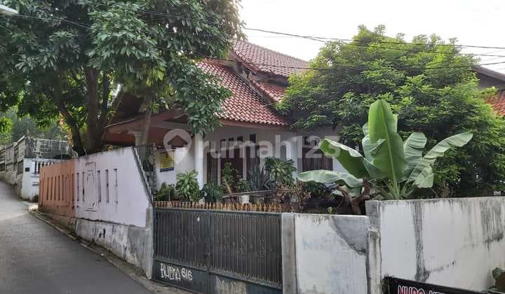 Spacious 730m house in Kebagusan
