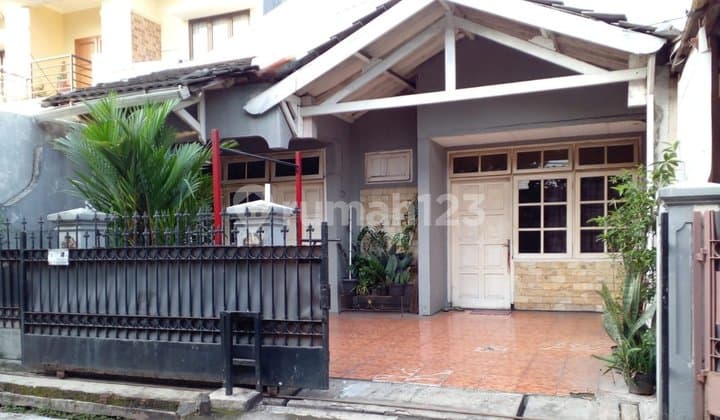 Rumah 1Lantai Terawat di Rempoa Jak Sel