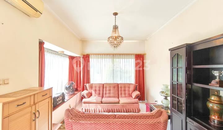 Rumah 2 Lt Mewah Dalam Town Housecirendeu