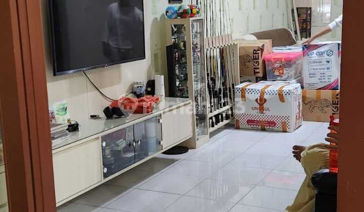 Rumah 2 Lt Town House Legoso