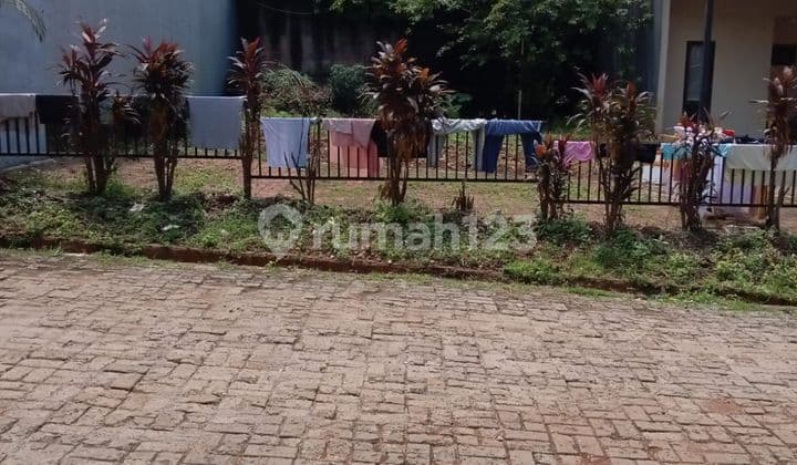 Tanah Persegi Dalam Cluster Cirendeu